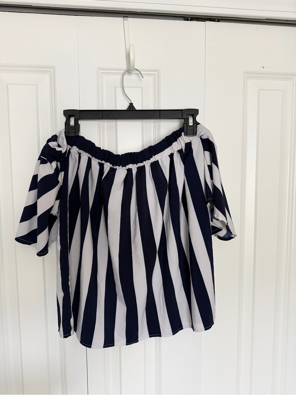 Women’s off the shoulder striped flowy top